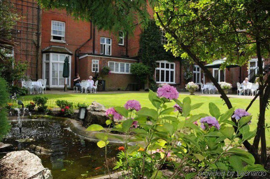 The Crown Manor House Hotel Линдхорст Экстерьер фото