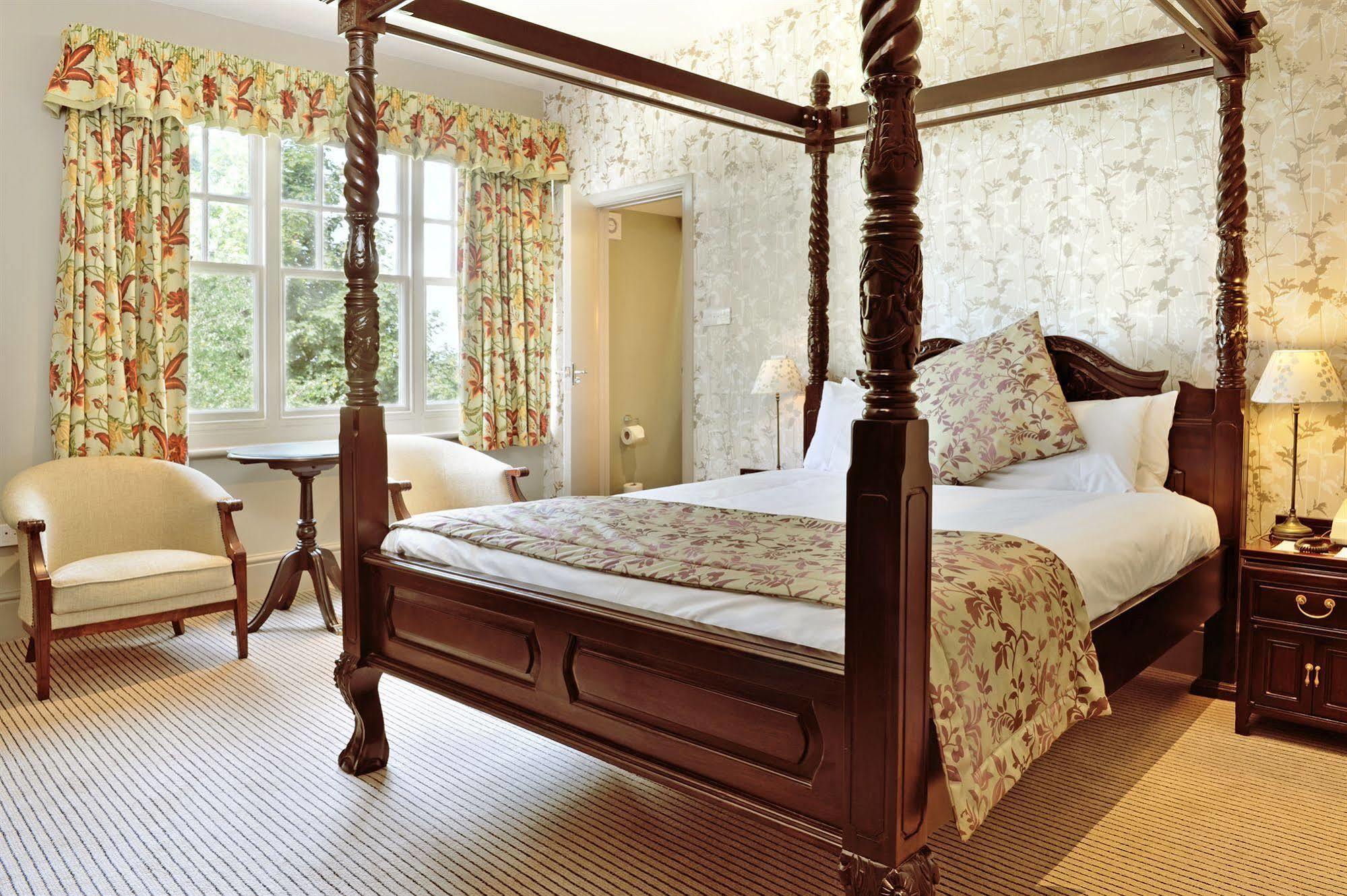 The Crown Manor House Hotel Линдхорст Экстерьер фото