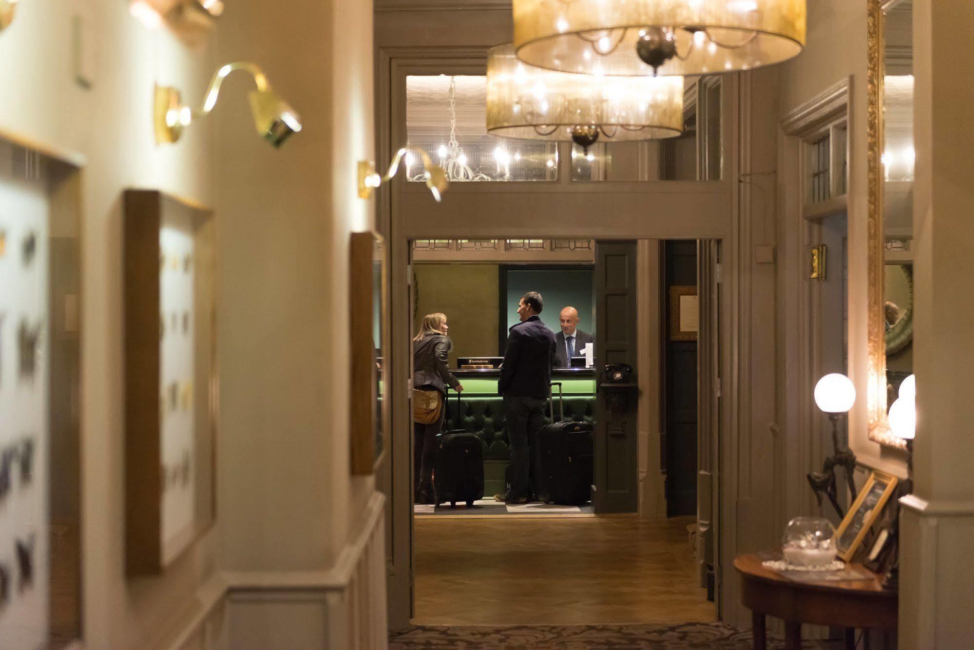 The Crown Manor House Hotel Линдхорст Экстерьер фото